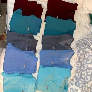 FIVE PAIRS FIGS SCRUBS XXS